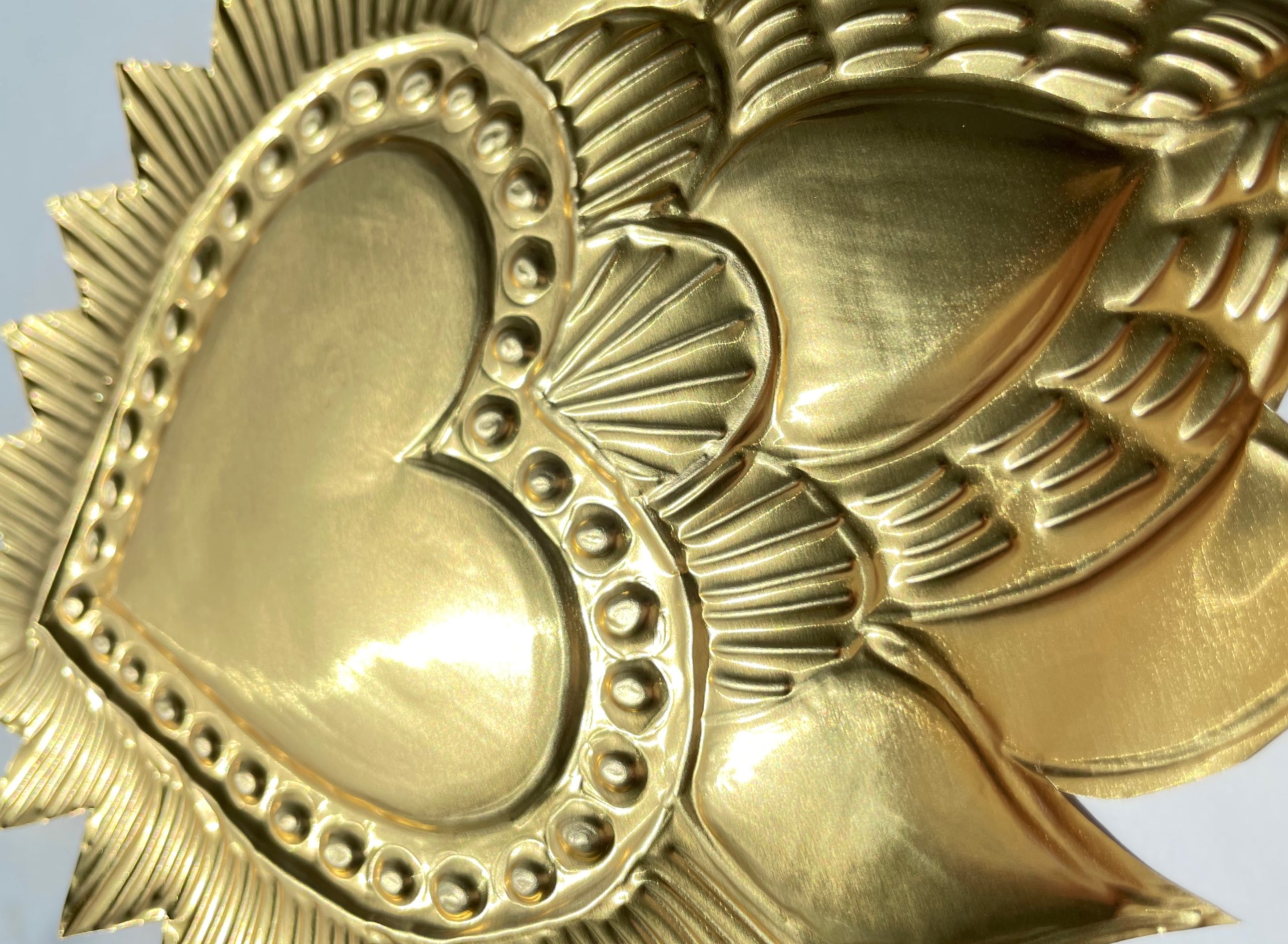 CréApéro Déco |  Porte-bonheur en métal repoussé